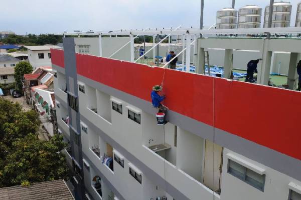 ทาสีภายนอก